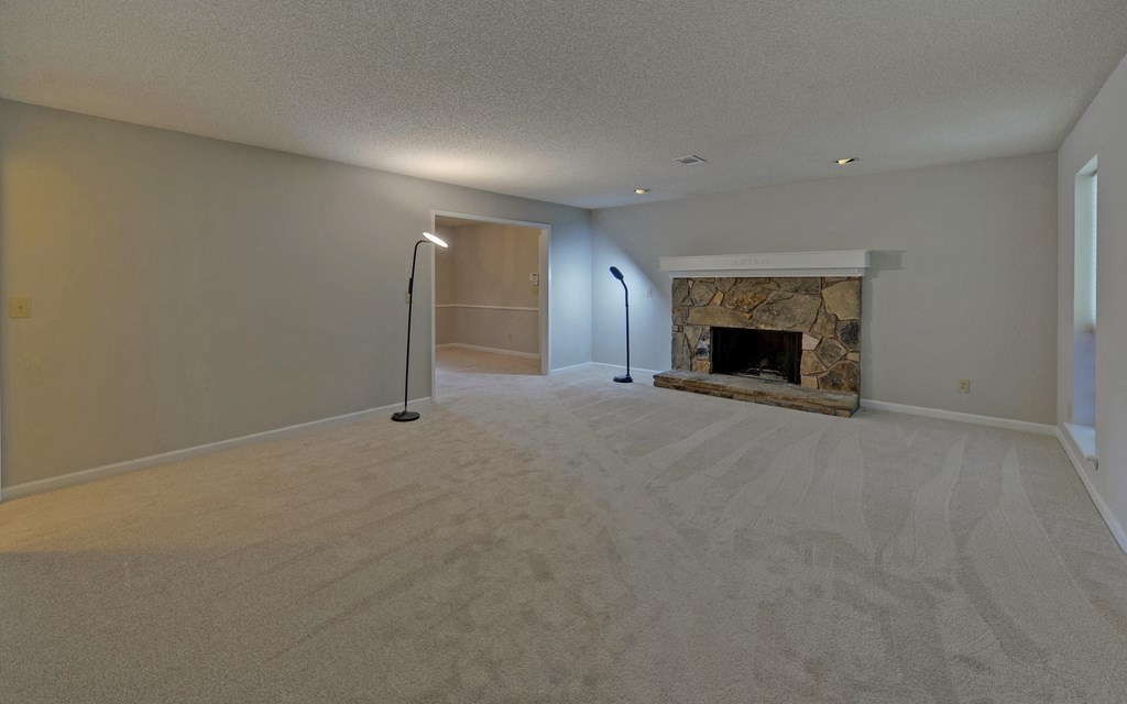 419416 Cumming Residential