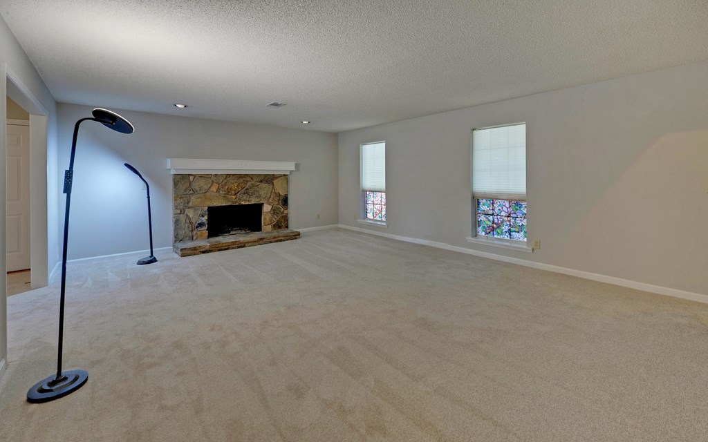 419416 Cumming Residential