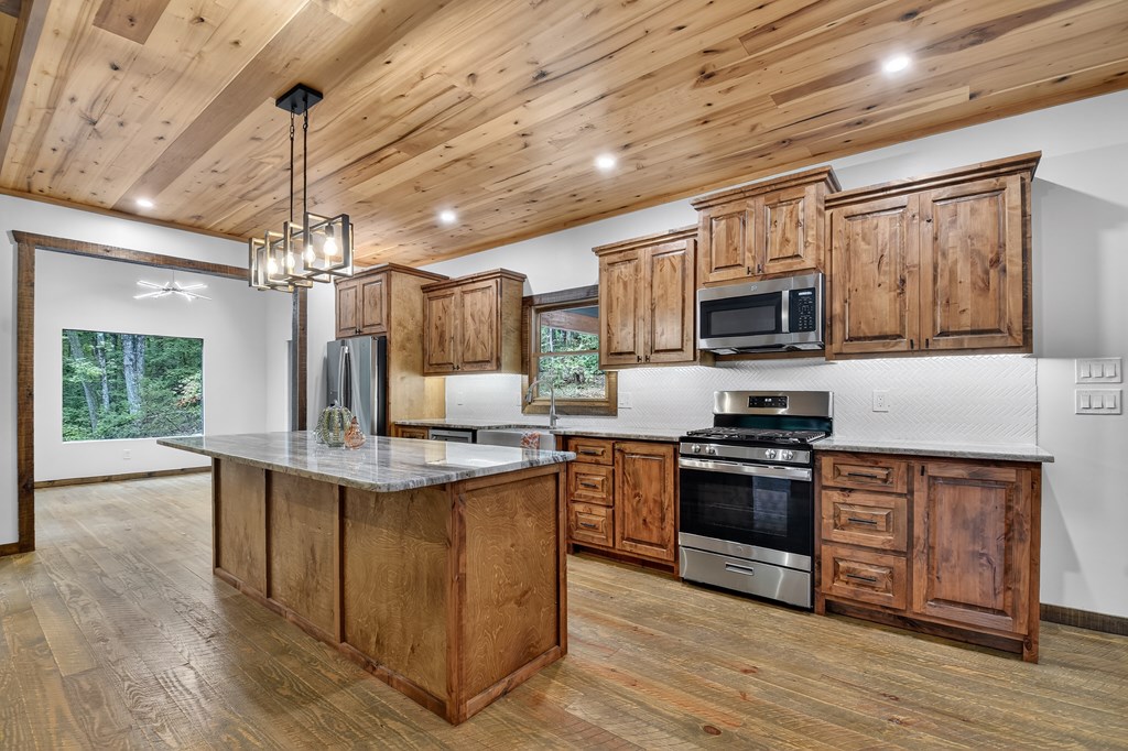 419419 Blue Ridge Residential