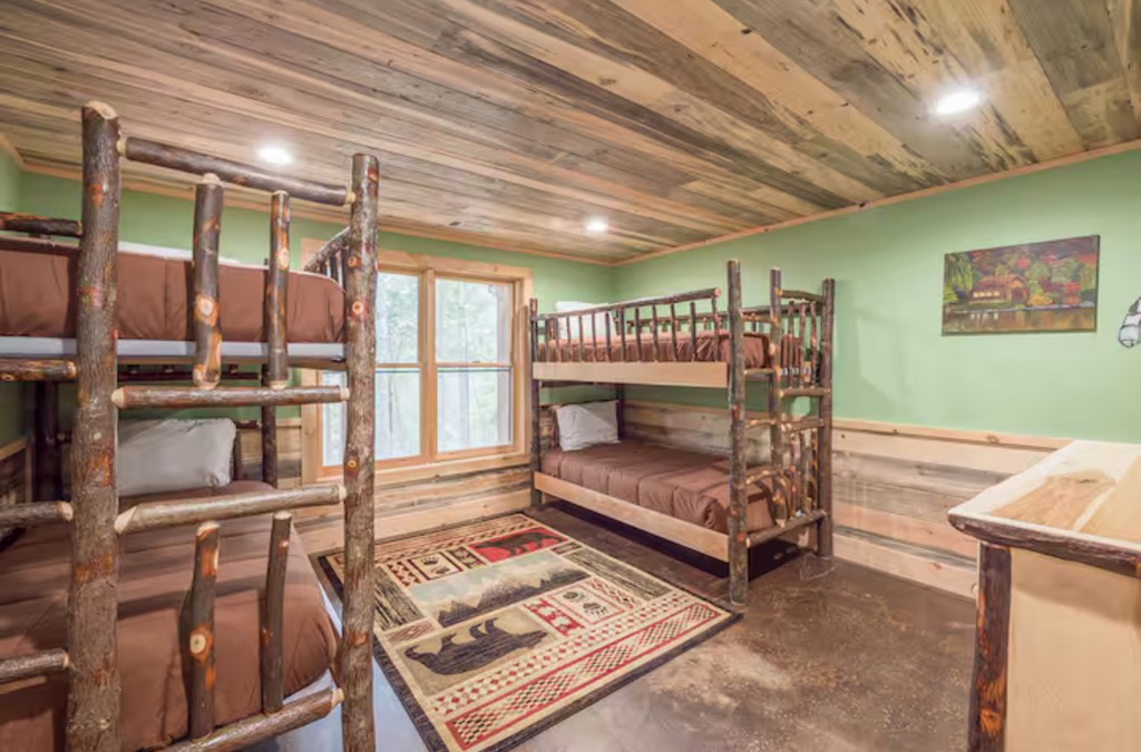 419424 Ellijay Residential