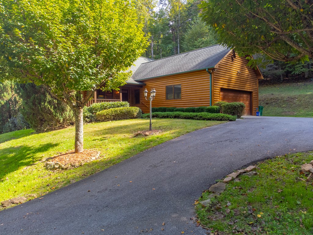 419446 Hayesville Residential