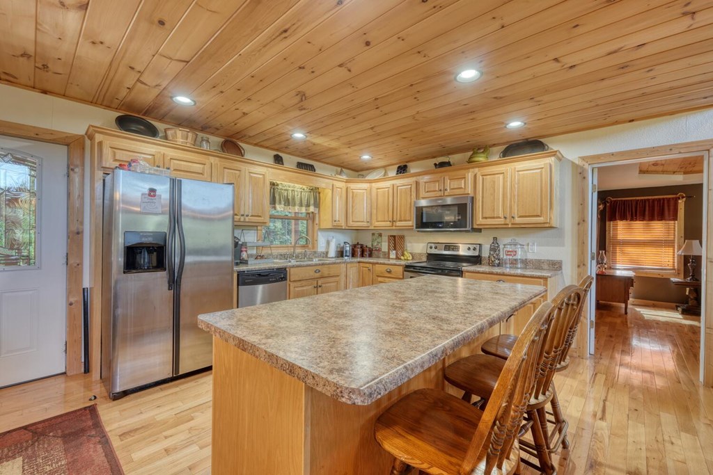 419450 Hiawassee Residential