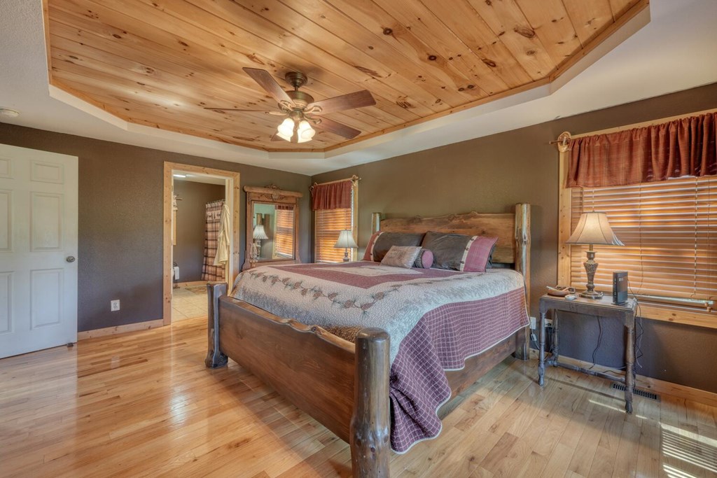 419450 Hiawassee Residential