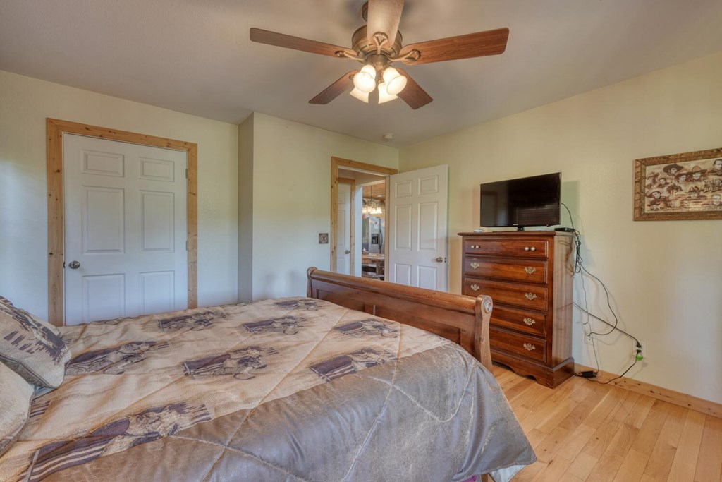 419450 Hiawassee Residential