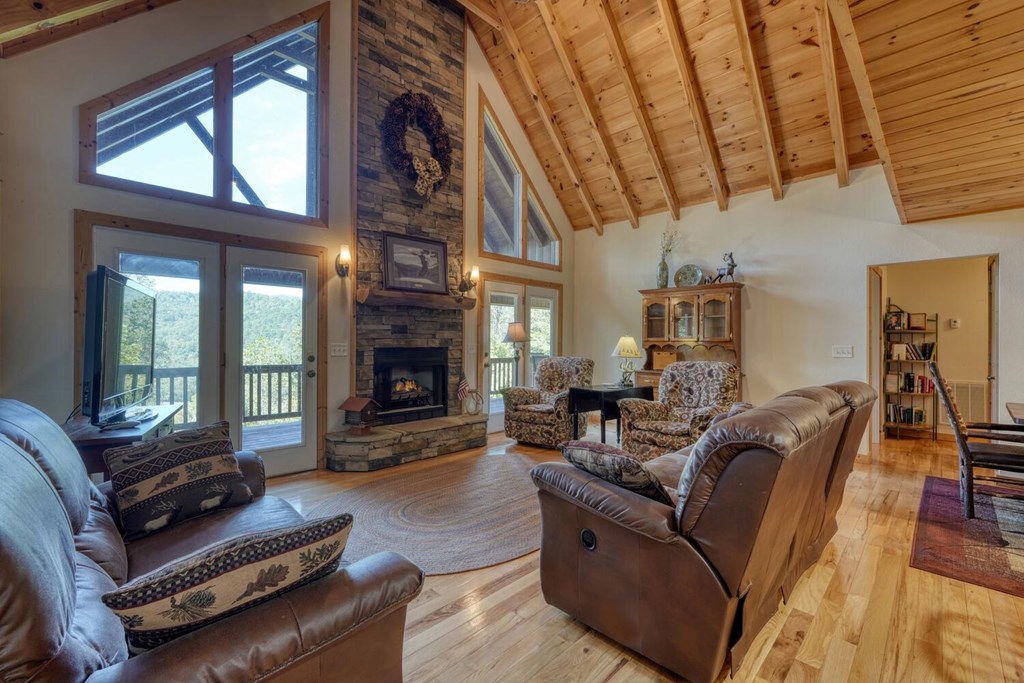 419450 Hiawassee Residential