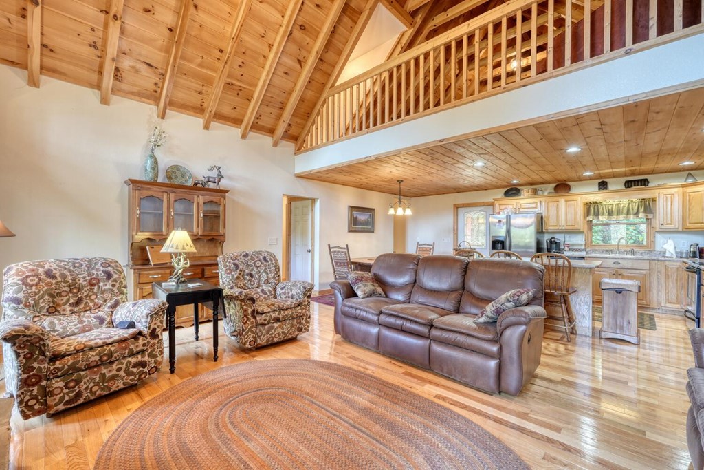 419450 Hiawassee Residential