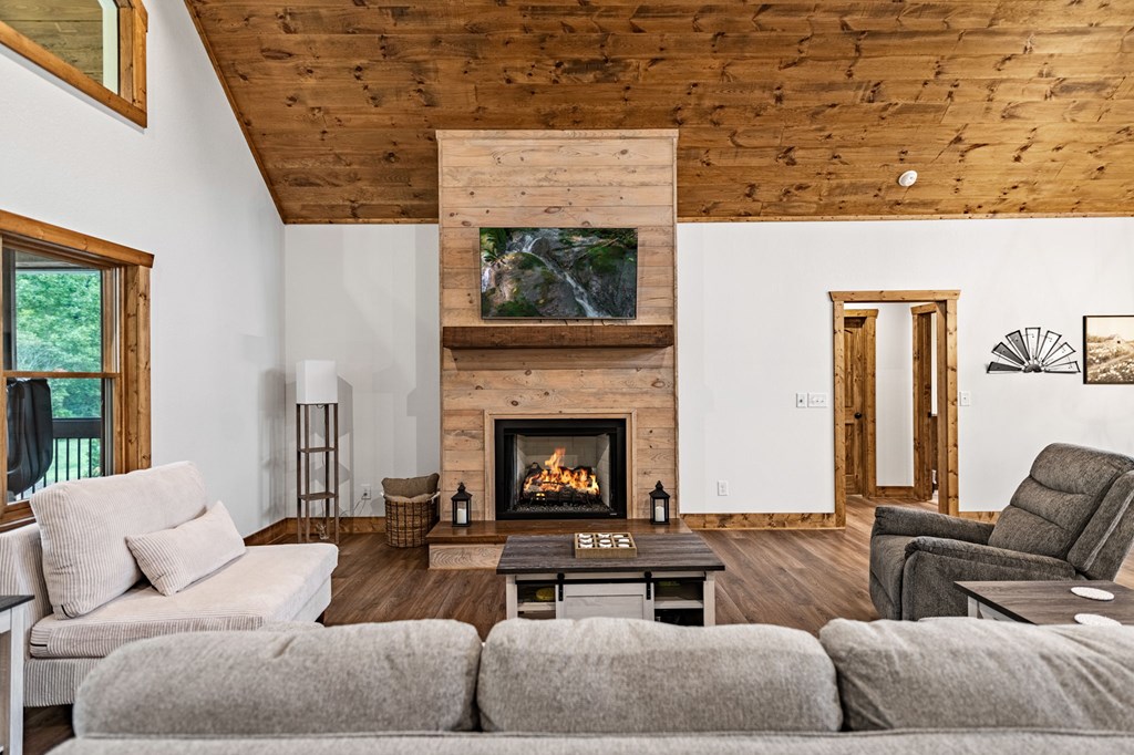 419453 Ellijay Residential