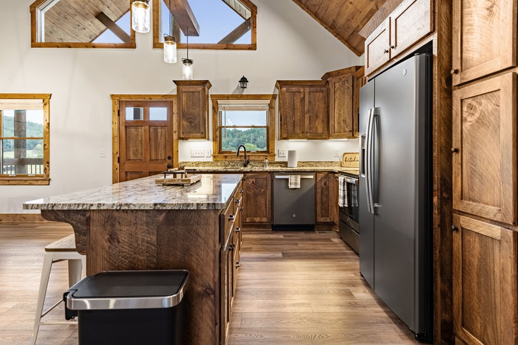 419453 Ellijay Residential