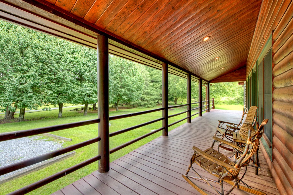 419457 Mineral Bluff Residential