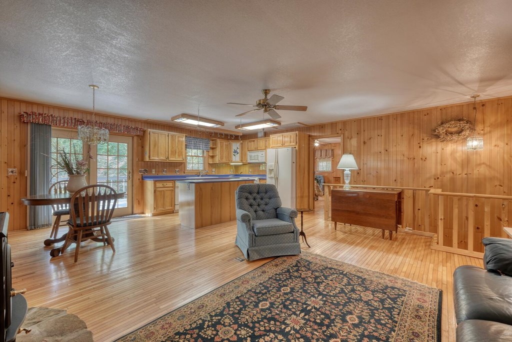 419462 Hiawassee Residential