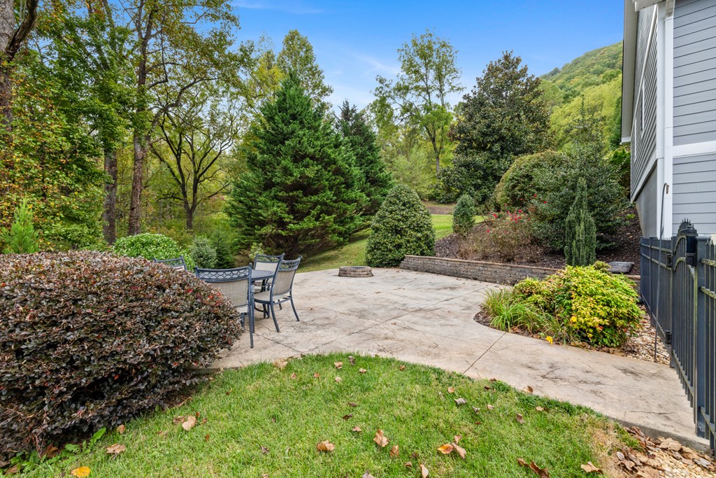 419467 Hayesville Residential