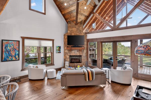419475 Blue Ridge Residential