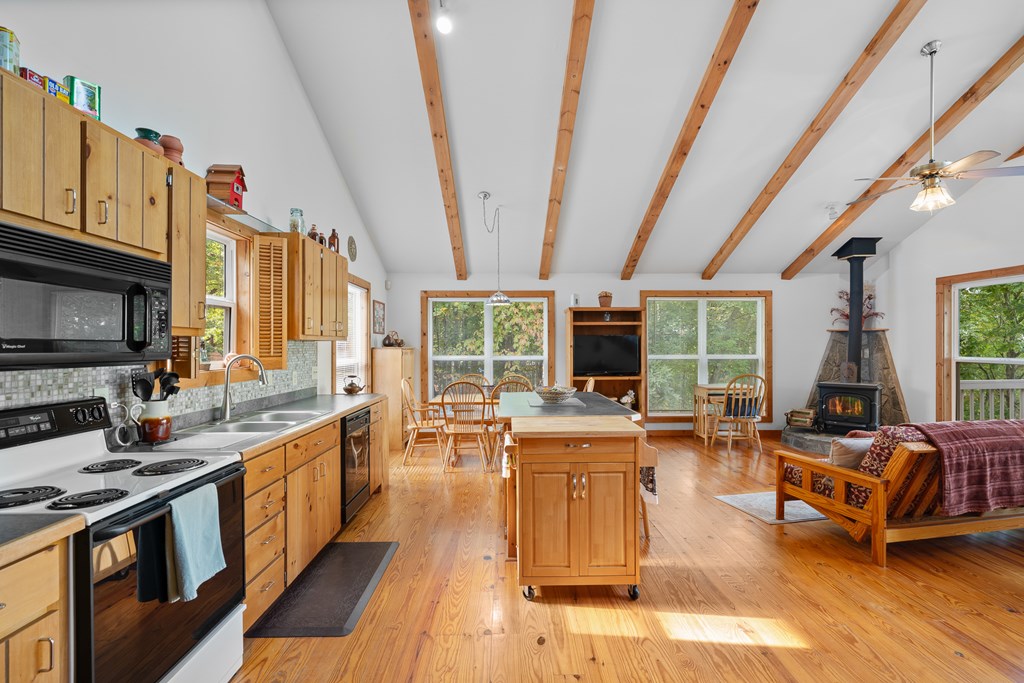 419482 Morganton Residential