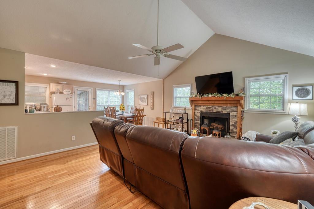 419484 Hiawassee Residential