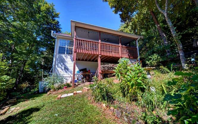 419484 Hiawassee Residential