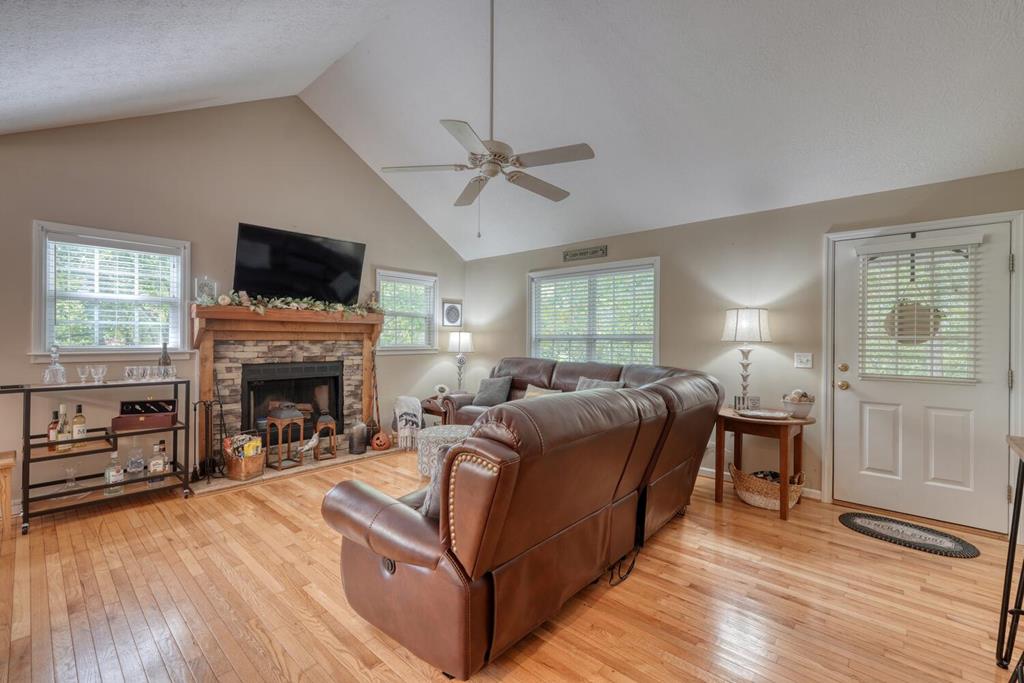 419484 Hiawassee Residential