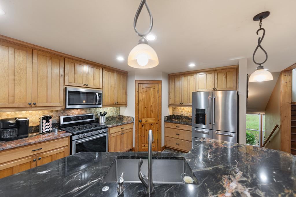 419486 Ellijay Residential
