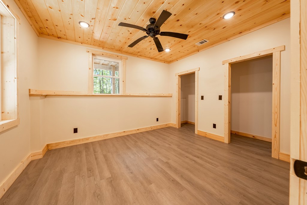 419487 Ellijay Residential
