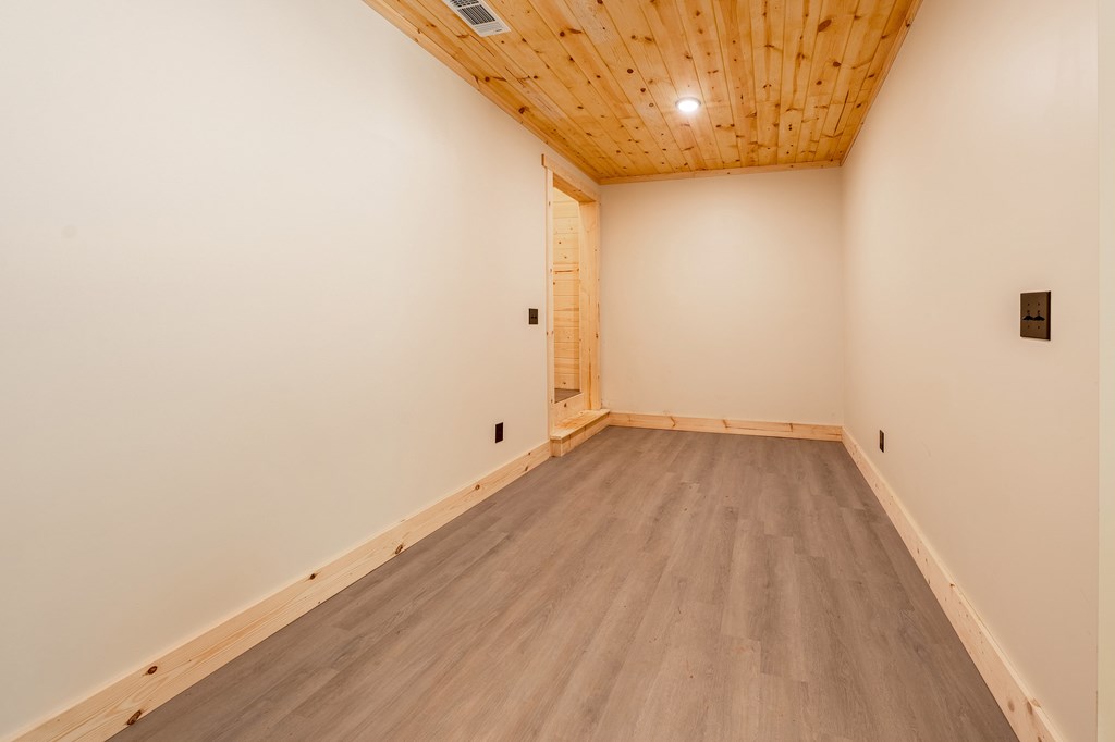 419487 Ellijay Residential