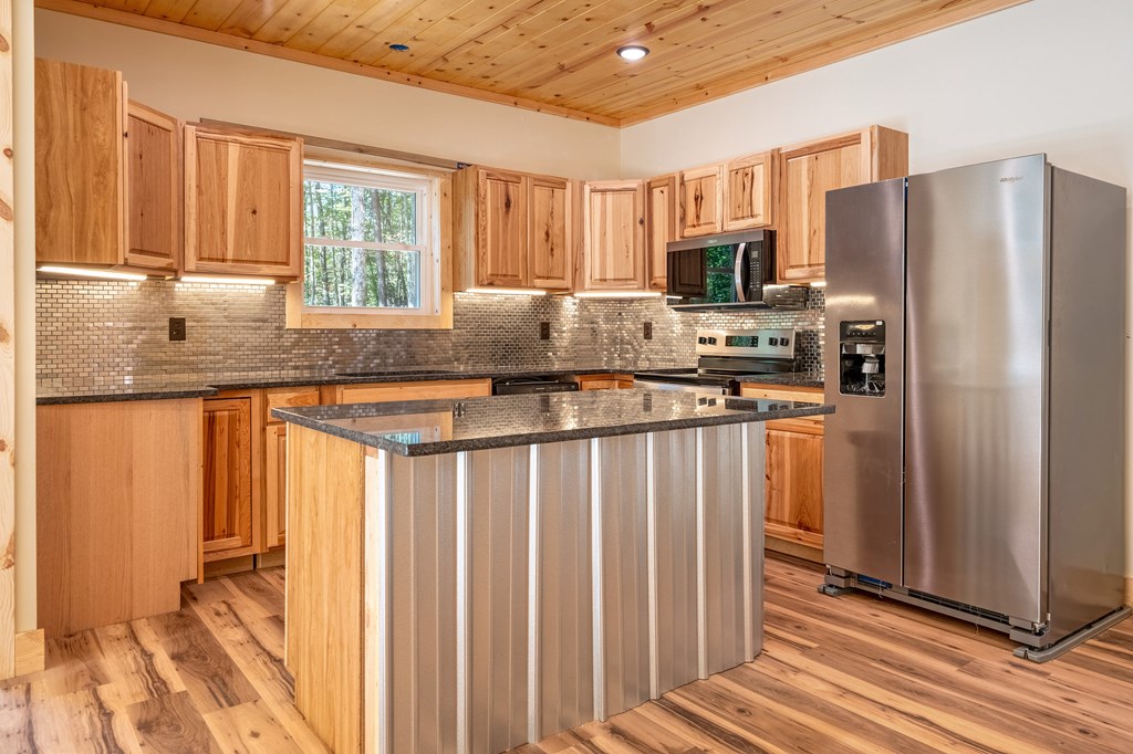 419487 Ellijay Residential
