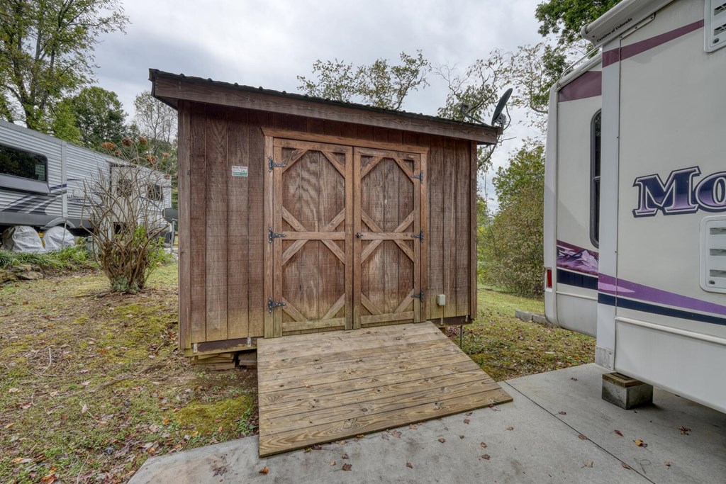 419490 Blairsville Residential