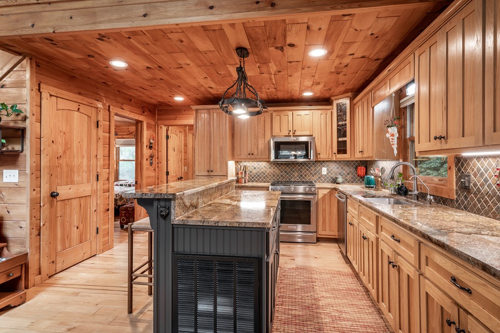 419496 Morganton Residential