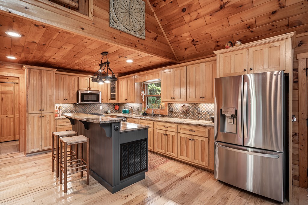 419496 Morganton Residential