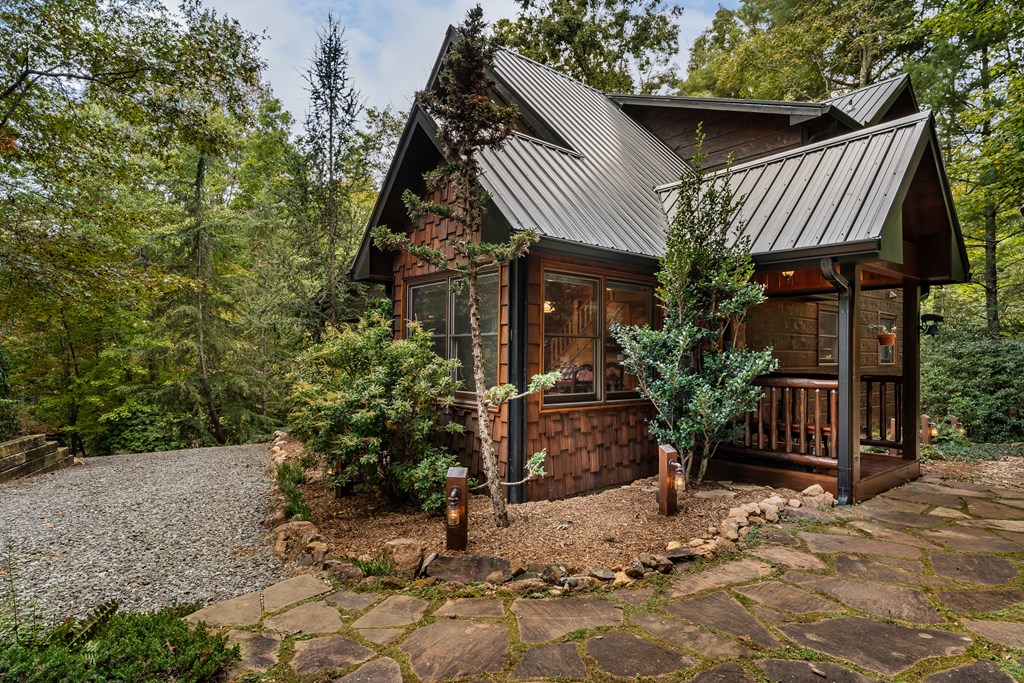 419496 Morganton Residential