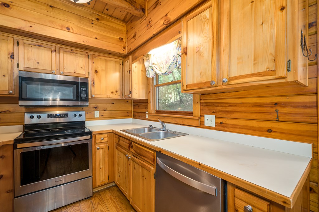 419497 Ellijay Residential