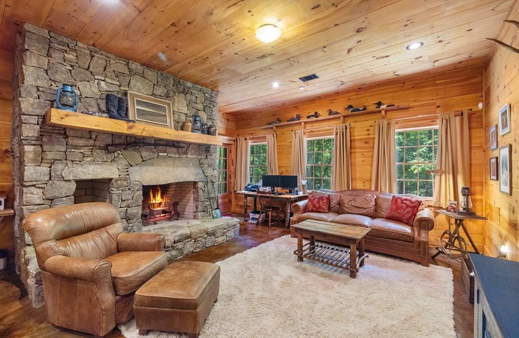 419500 Morganton Residential