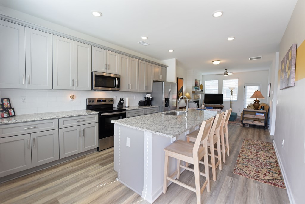 419515 Blue Ridge Townhouse