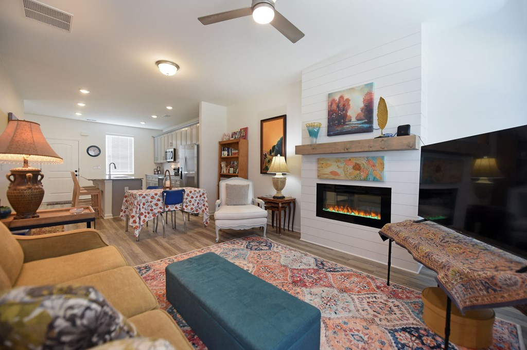 419515 Blue Ridge Townhouse