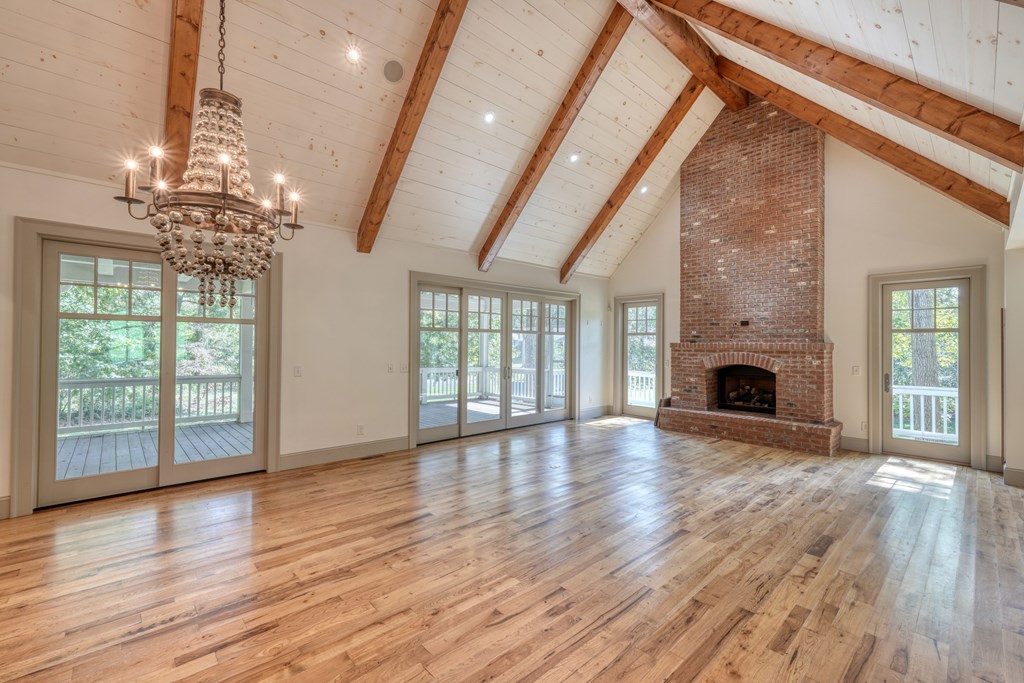 419522 Hayesville Residential
