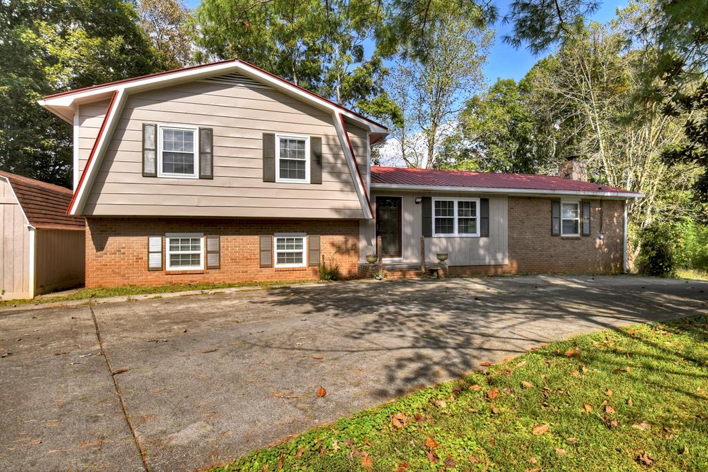 419527 Ellijay 