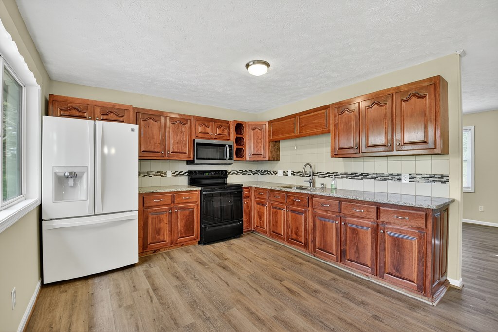 419527 Ellijay Residential