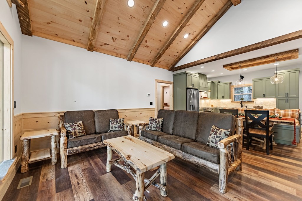 419528 Ellijay Residential