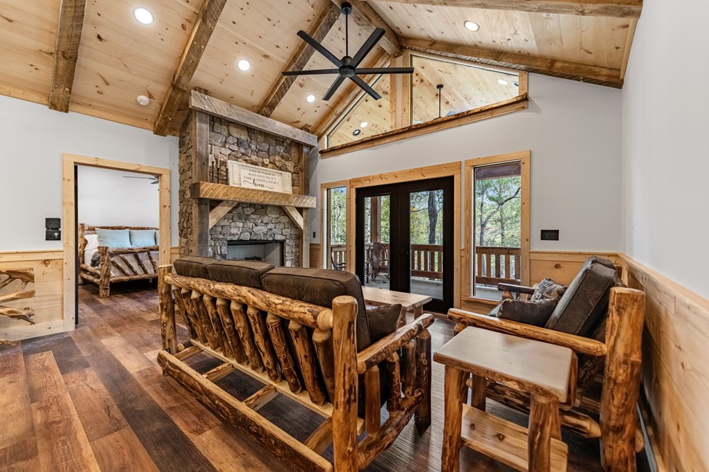 419528 Ellijay Residential