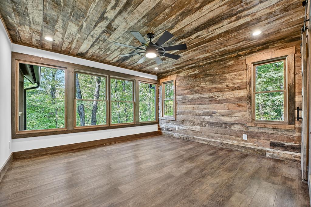 419530 Blue Ridge Residential