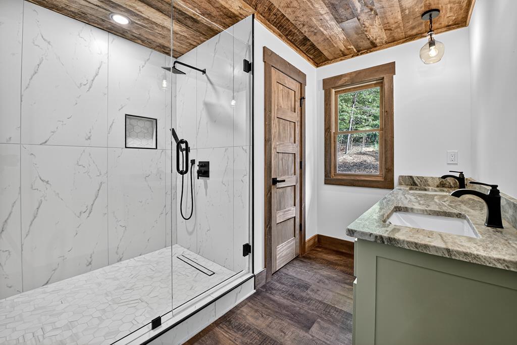 419530 Blue Ridge Residential