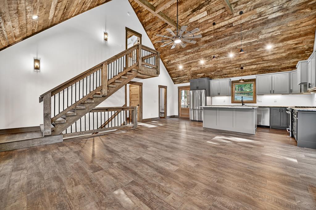 419530 Blue Ridge Residential