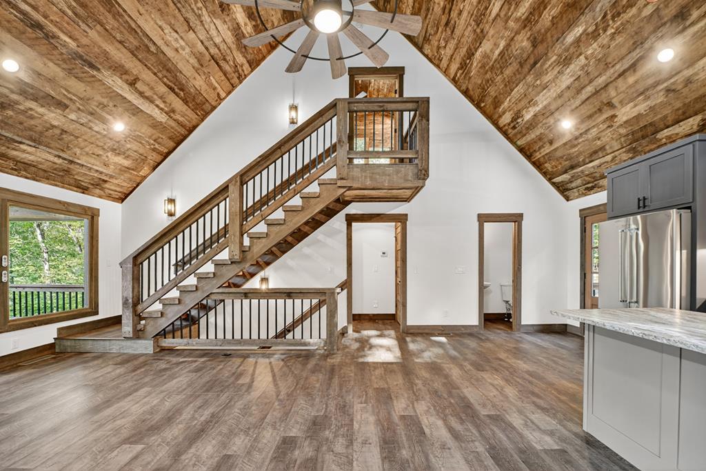 419530 Blue Ridge Residential