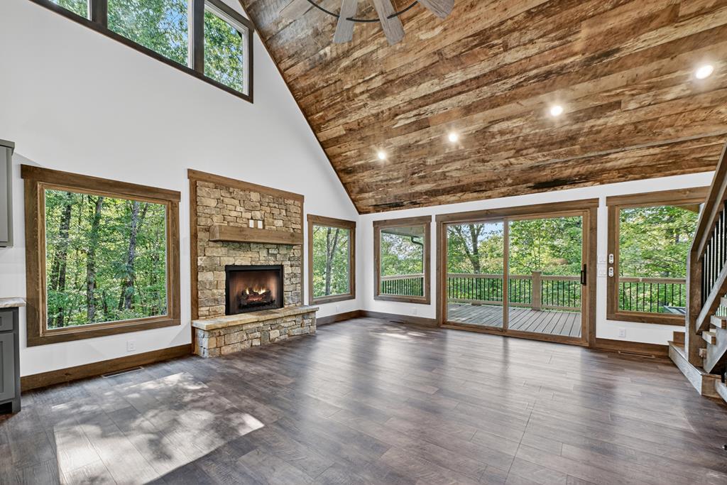 419530 Blue Ridge Residential