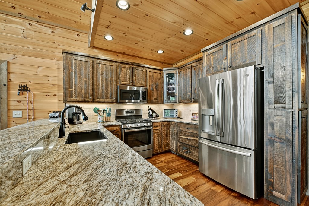 419531 Blue Ridge Residential