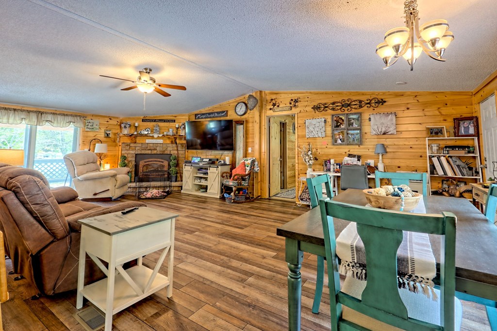 419534 Murphy Residential