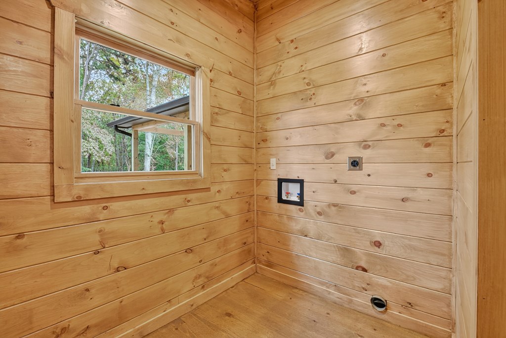 419536 Blue Ridge Residential