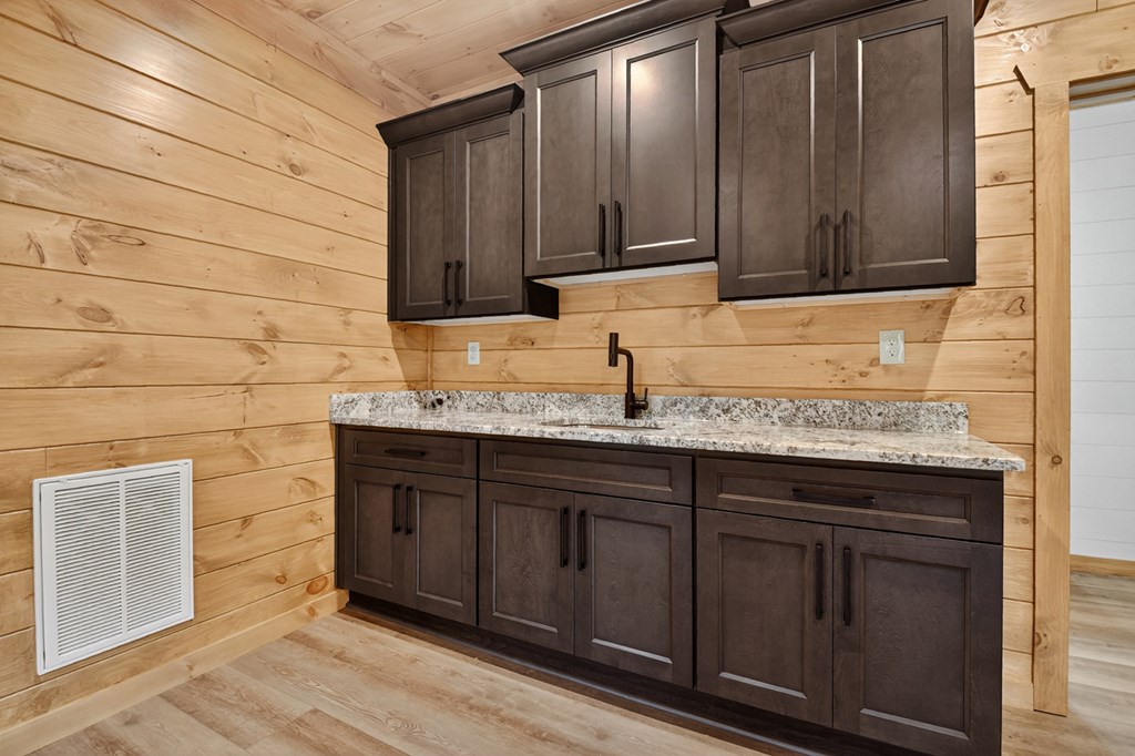 419536 Blue Ridge Residential