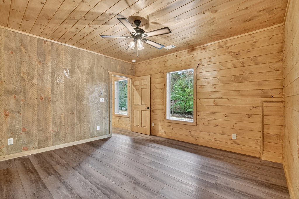 419536 Blue Ridge Residential