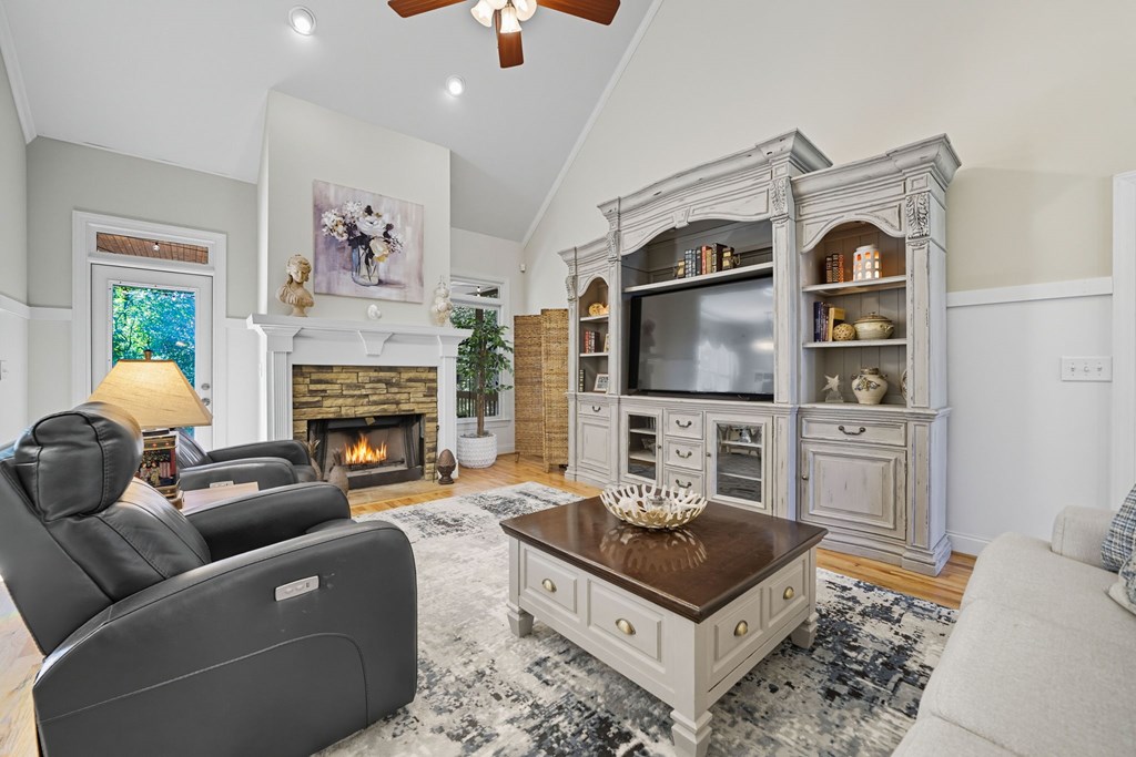 419547 Jasper Residential