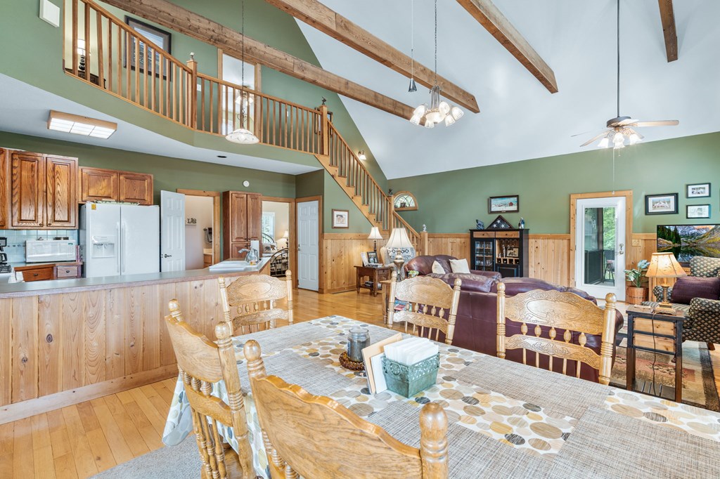 419556 Young Harris Residential