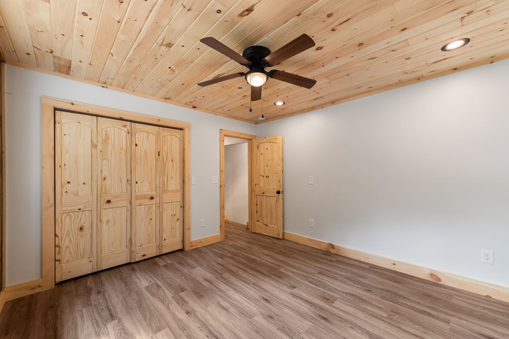 419557 Morganton Residential